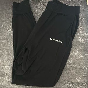 Alphalete Premium Joggers - Black Small
